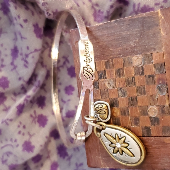 Brighton Jewelry - Brighton Joy to the world 🌎 Bracelet